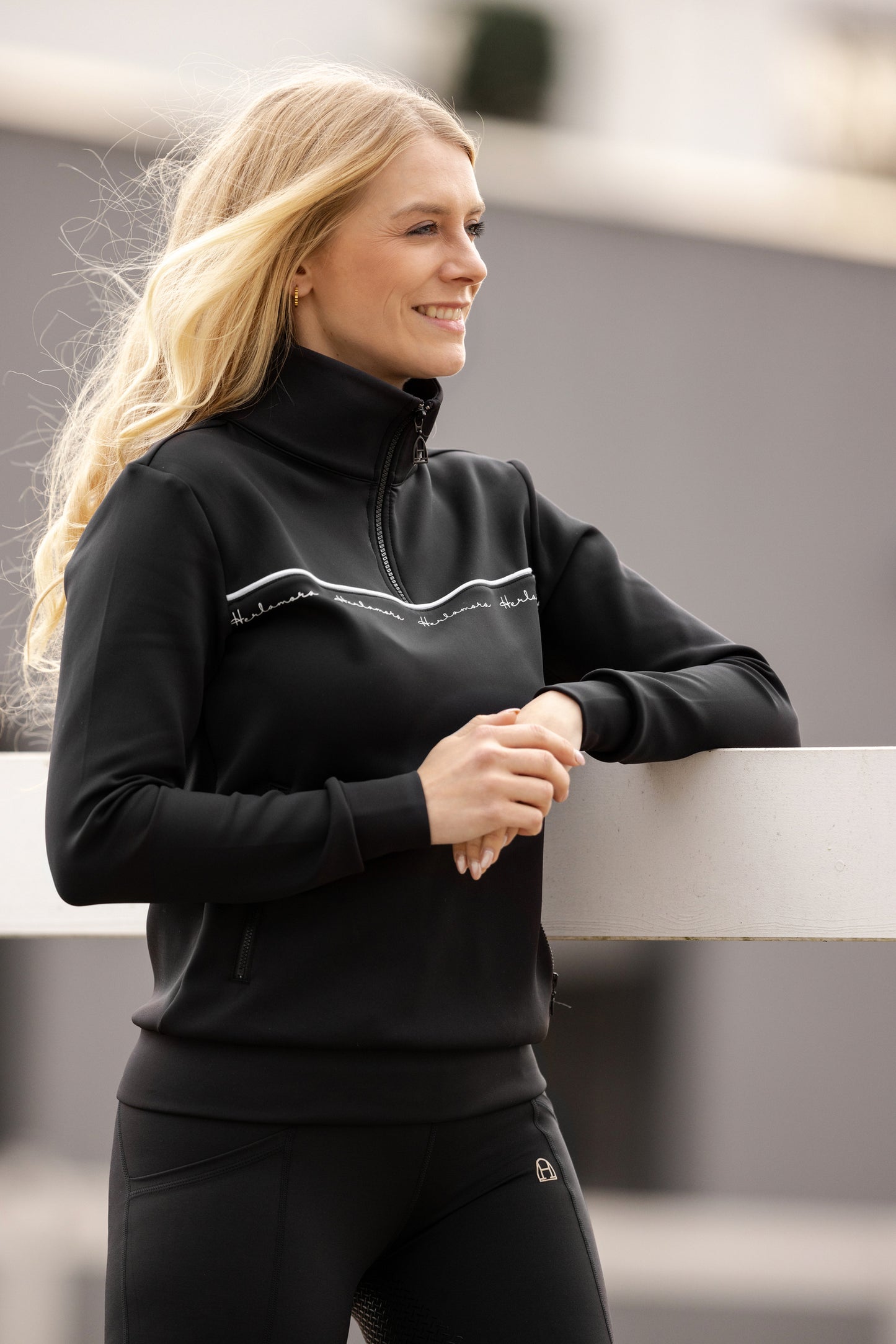 Oversize Pullover (Black)