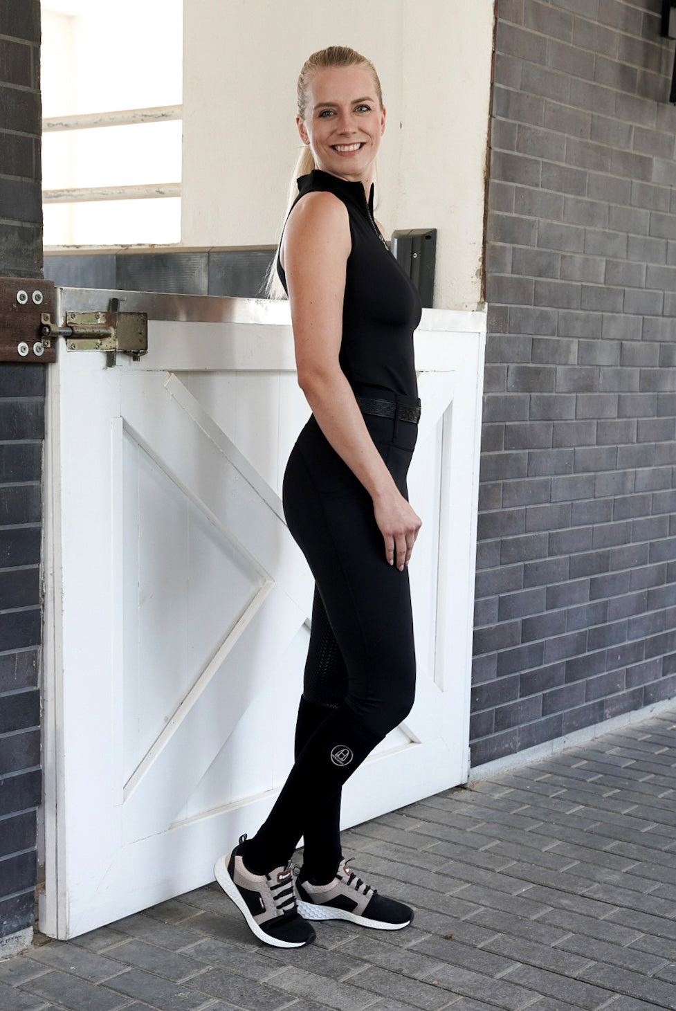 Print Baselayer Sleeveless (Black)
