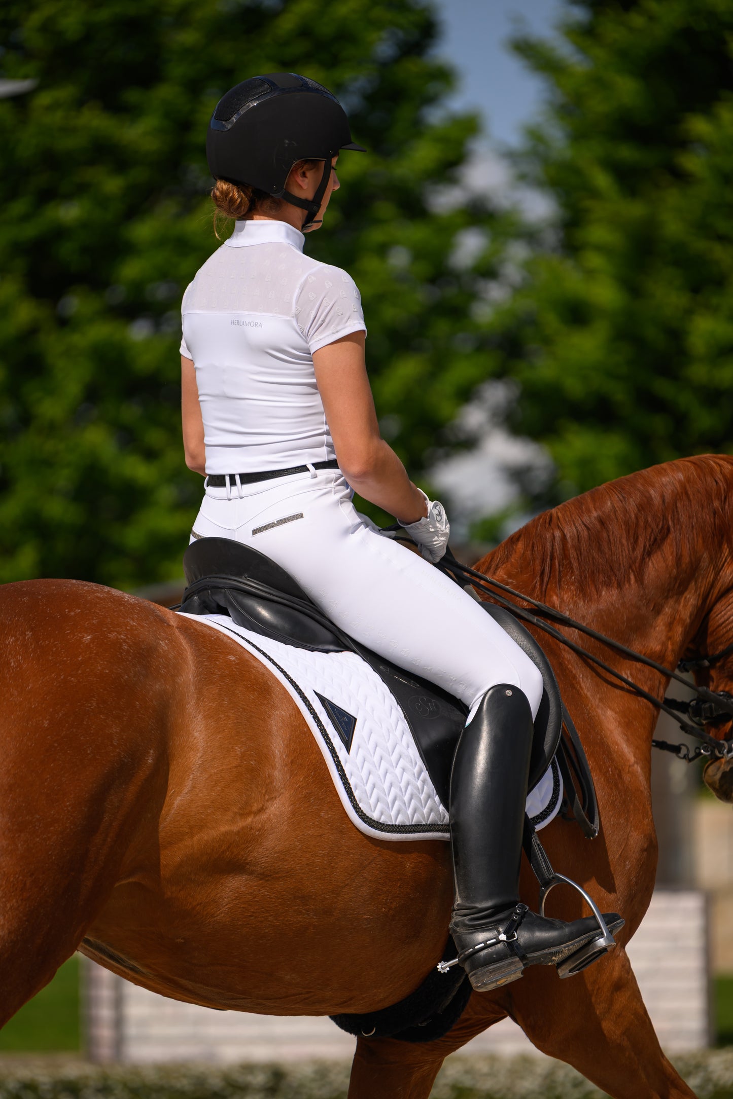 Velvet Schabracke (White)