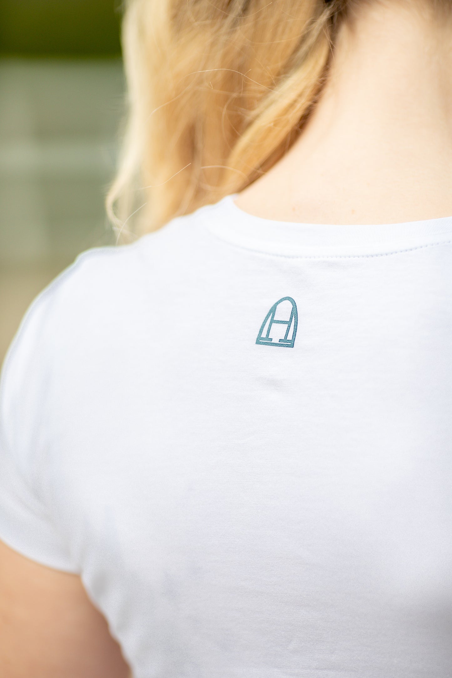 T-Shirt White (Cloud Blue)