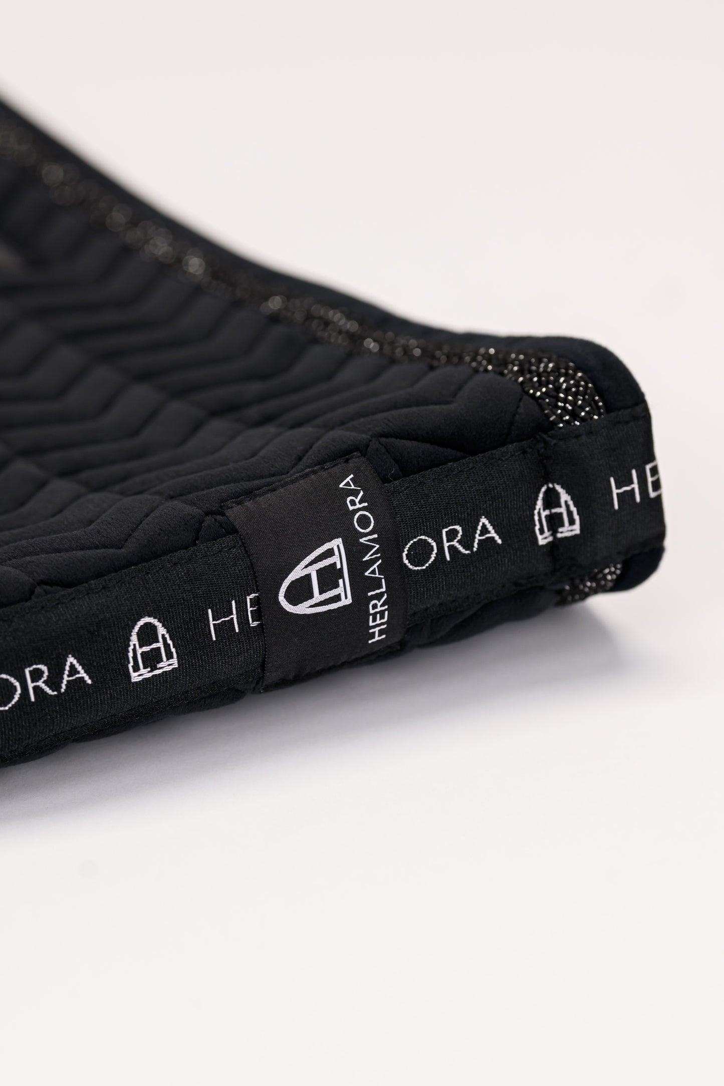 Schabracke (Black)